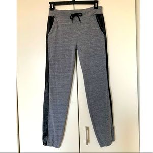 Monrow Sweatpants with Leather details